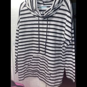 Maurice’s XL shirt, only worn a few times.